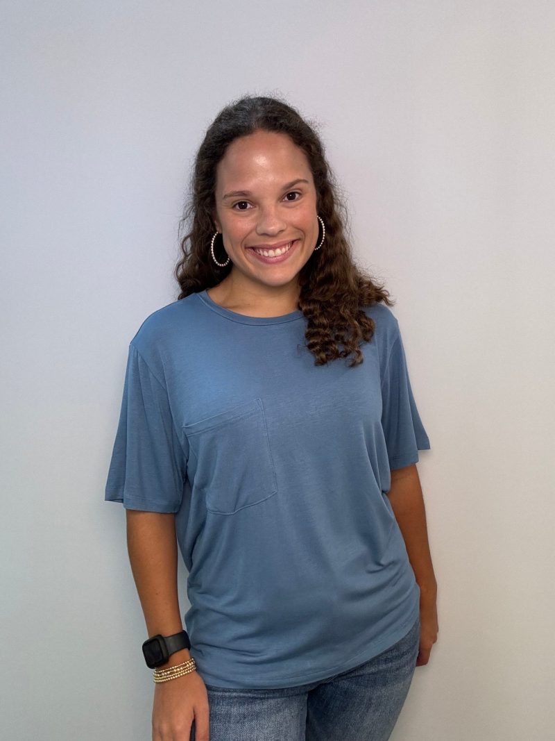 Classic Crew Neck Pocket Top - Image 8
