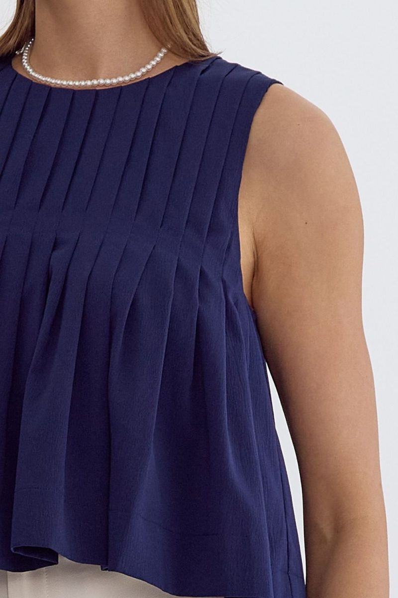 Pleated Sleeveless Cropped Ruffled Detail Top - Image 10