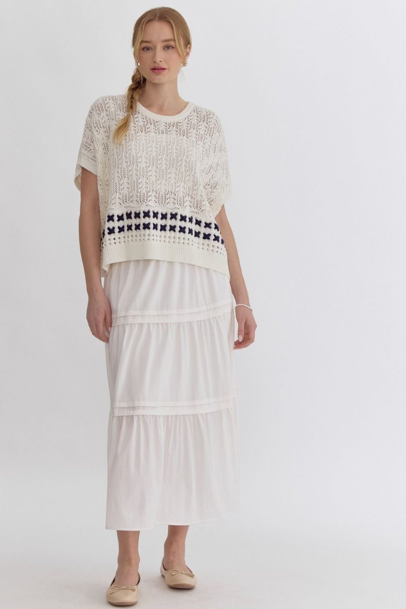 Round Neck Short Sleeve Contrasting Stitching Top - Image 3
