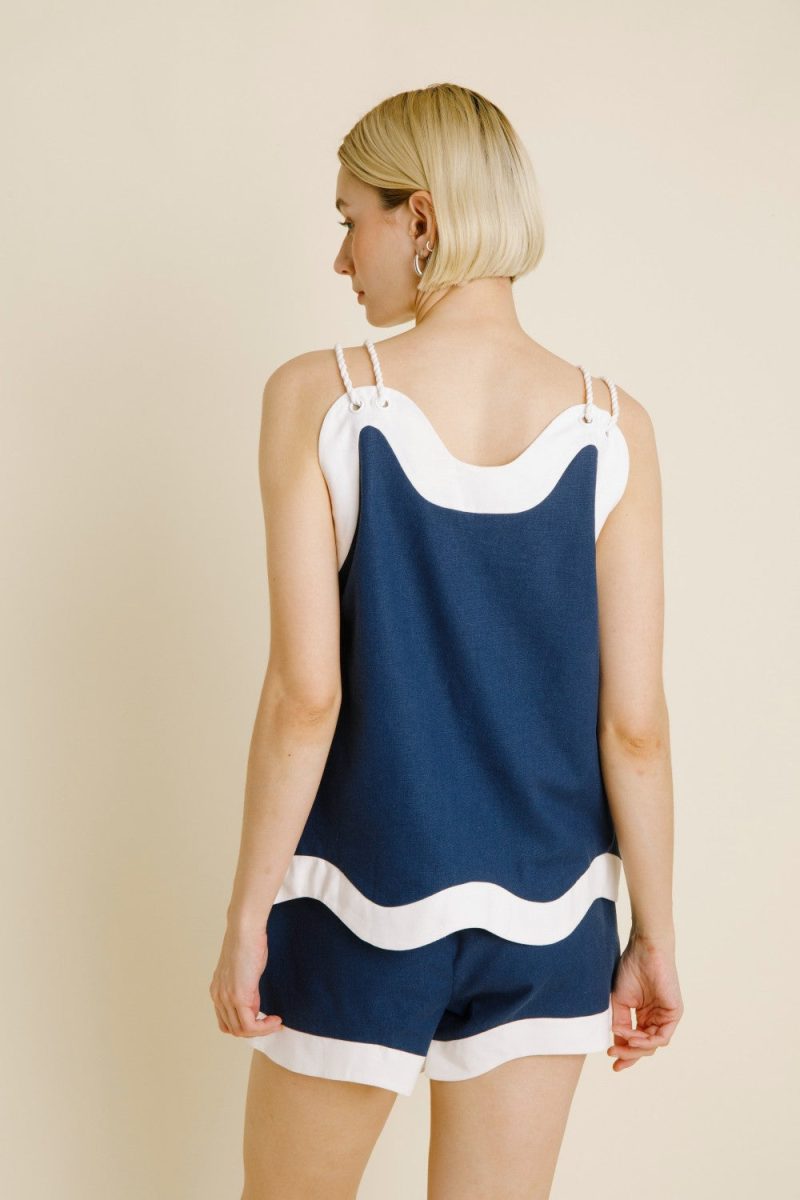 Wave Hem Top - Image 3
