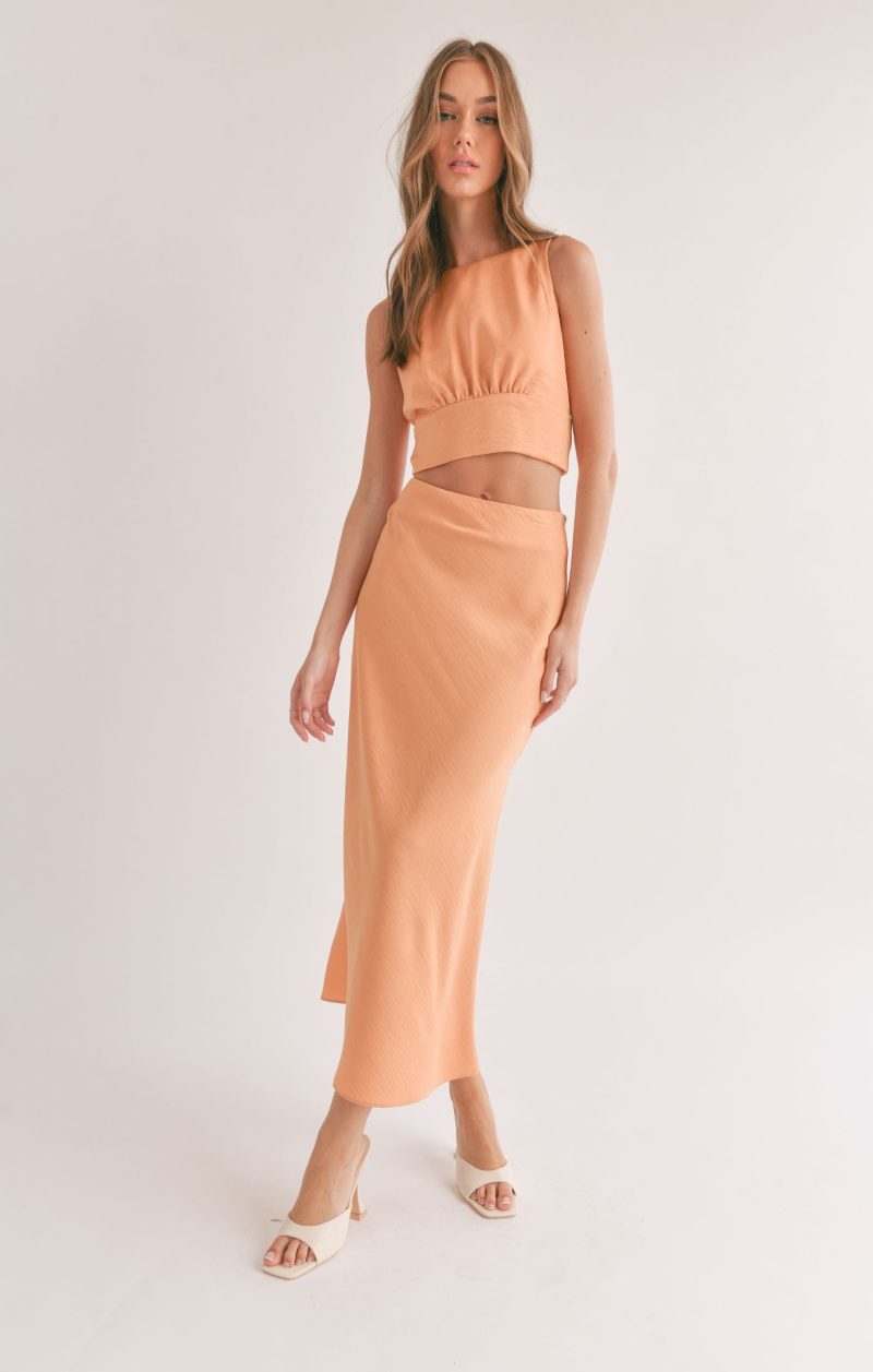 Jess Open Back Tie Top - Image 6